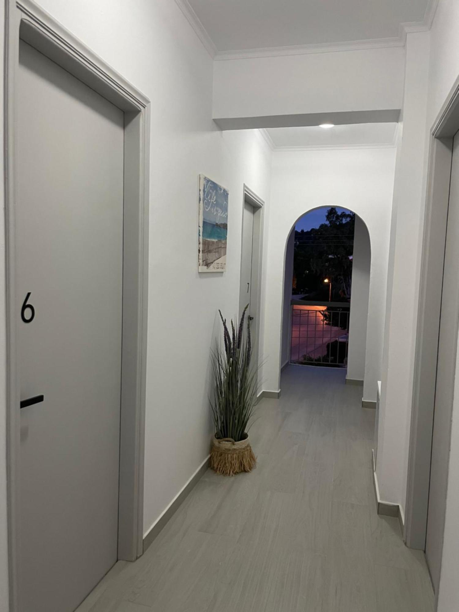 Sunshine Apartments And Rooms Nikiana Exterior foto