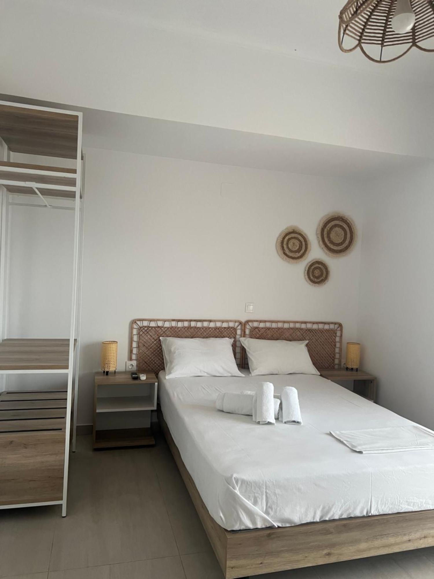 Sunshine Apartments And Rooms Nikiana Exterior foto